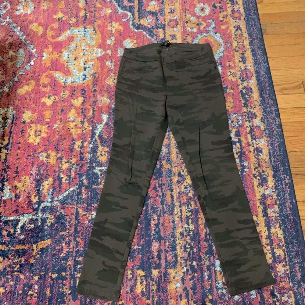 Brand: Sanctuary; Size: Medium